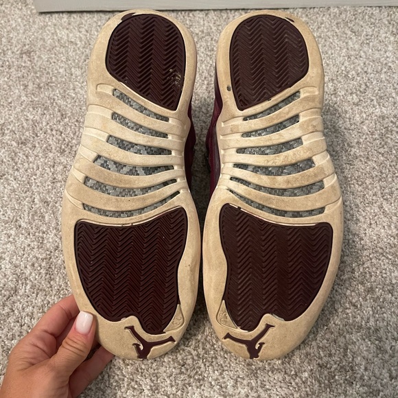 Air Jordan 12 Retro "Bordeaux" sneakers - Suede High-Top - Picture 4 of 6